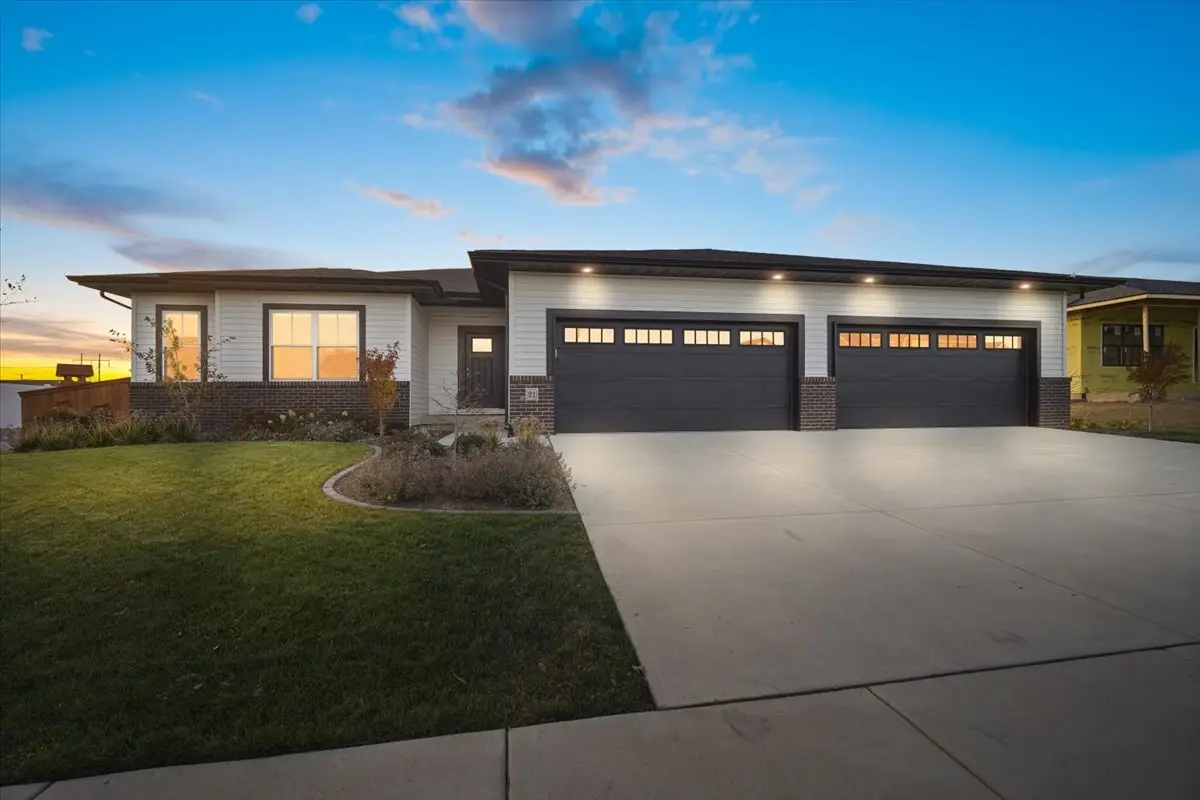 21 Brookstone Circle, Bloomington, IL 61704 - Image #1