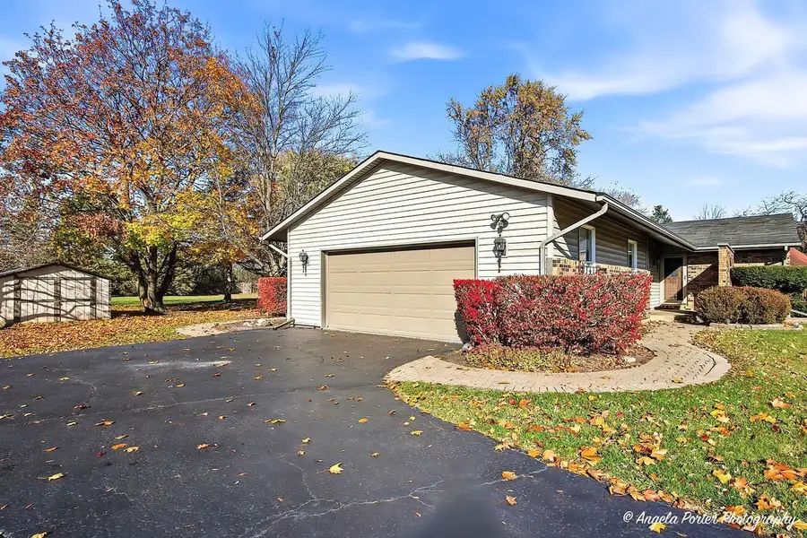 26140 N Ann Court, Wauconda, IL 60084 - Image #2