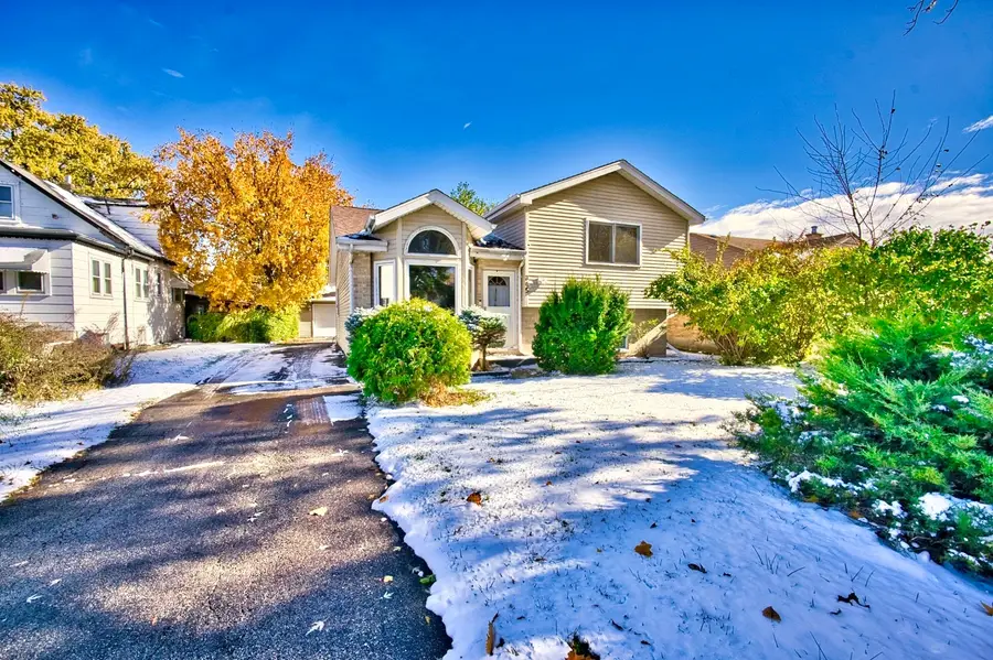 345 Ash Avenue, Wood Dale, IL 60191 - Image #2