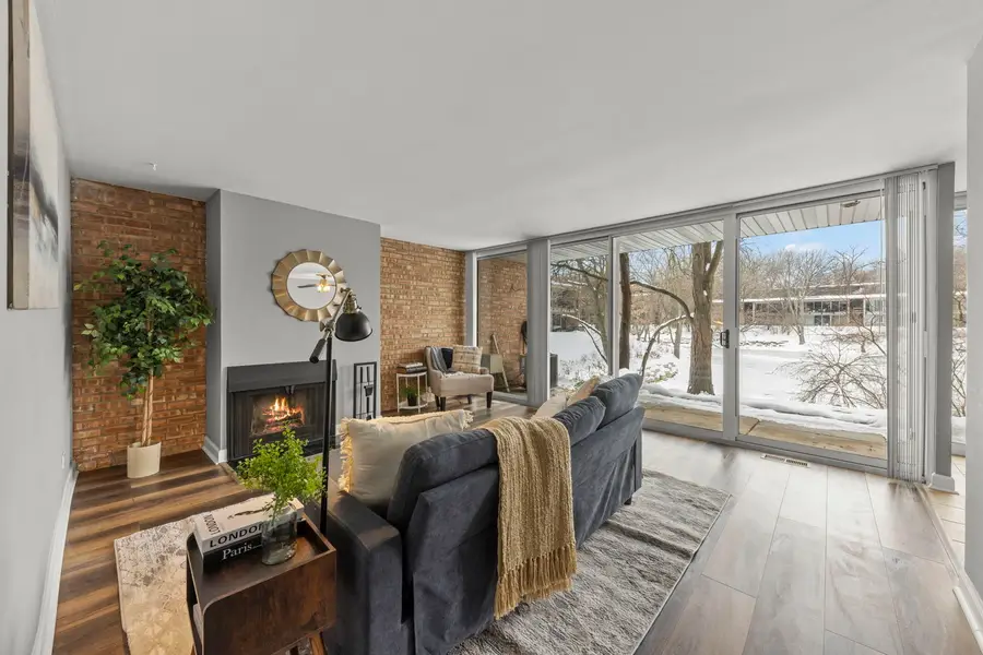 6008 Lake Drive E #1A, Lisle, IL 60532 - Image #2