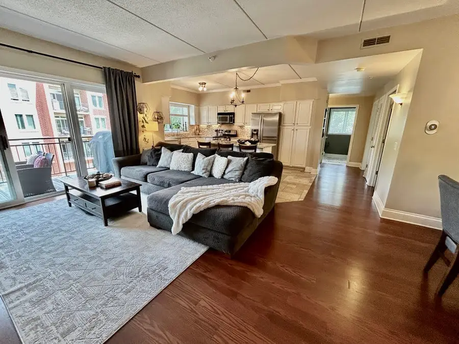 1675 Mill Street #302, Des Plaines, IL 60016 - Image #2