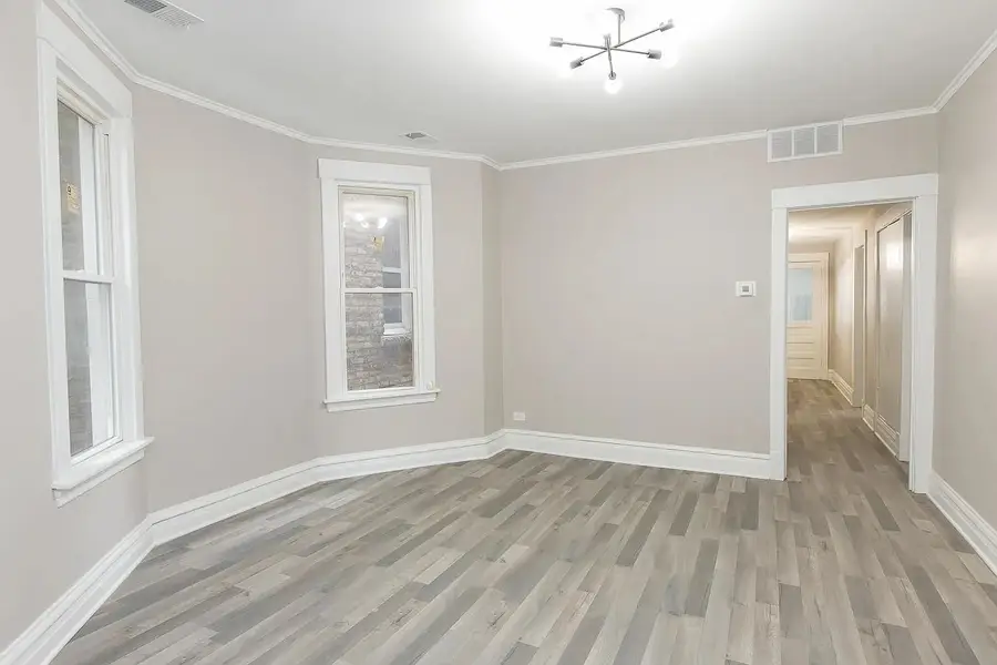 2934 N Sawyer Avenue, Chicago, IL 60618 - Image #3