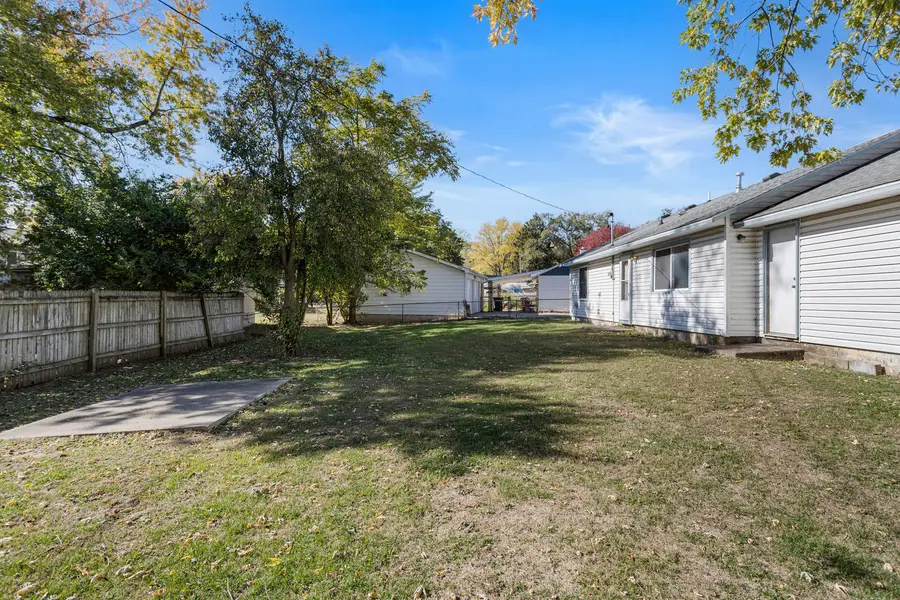 1905 Rainbow View, Urbana, IL 61802 - Image #3