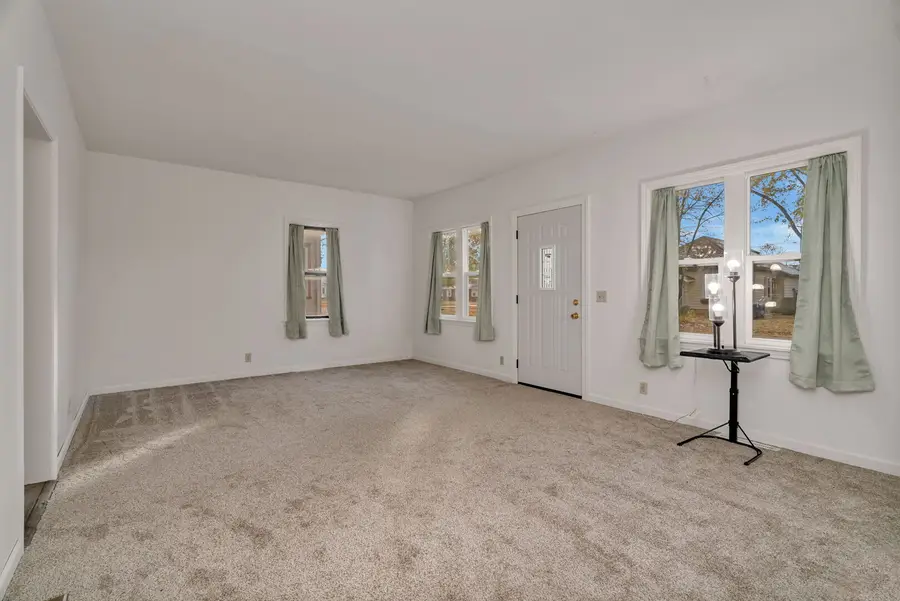 414 E Chapin Street, Morris, IL 60450 - Image #3