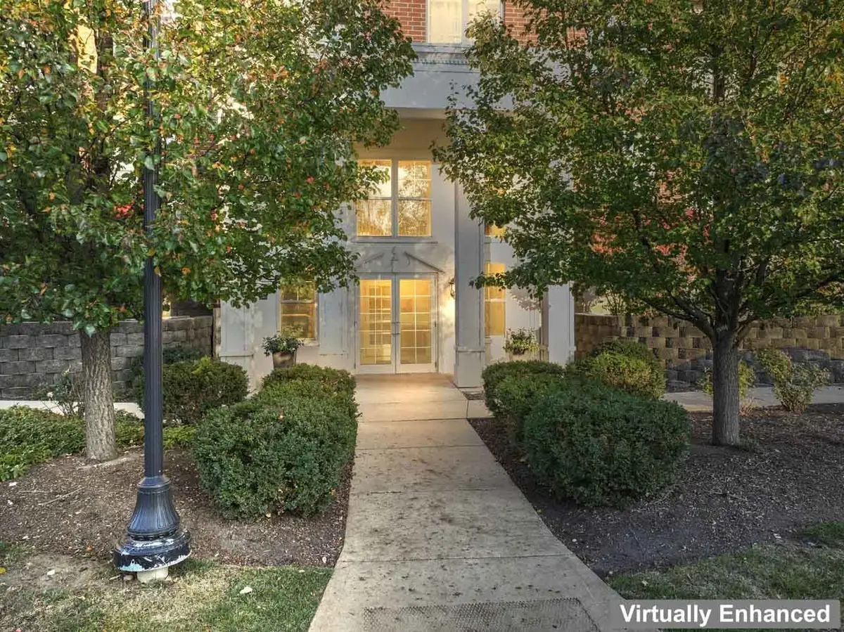 511 Prestwick Lane #302, Wheeling, IL 60090 - Image #1