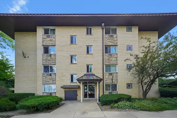 2226 S Goebbert Road S #473, Arlington Heights, IL 60005