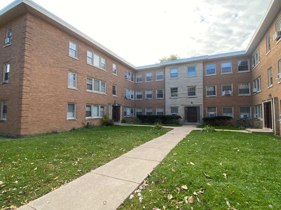 4817 Hull Street #2B, Skokie, IL 60077 - Image #2