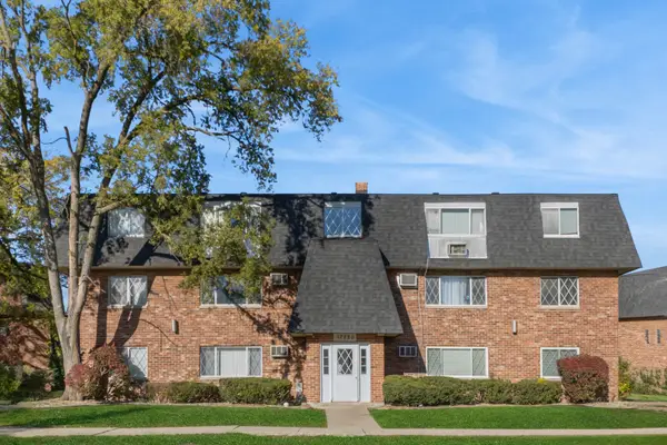 17220 71st Avenue #11, Tinley Park, IL 60477