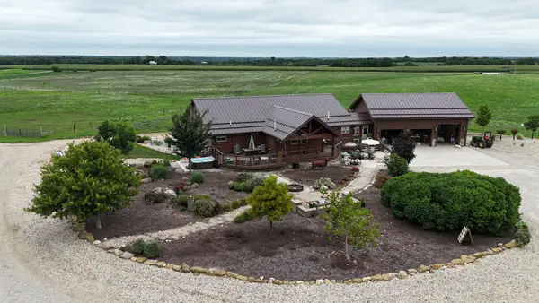 2951 N 28th Road, Seneca, IL 61360