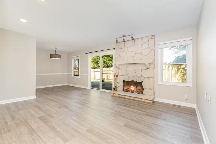 2476 Village Court, Aurora, IL 60504 - Image #2