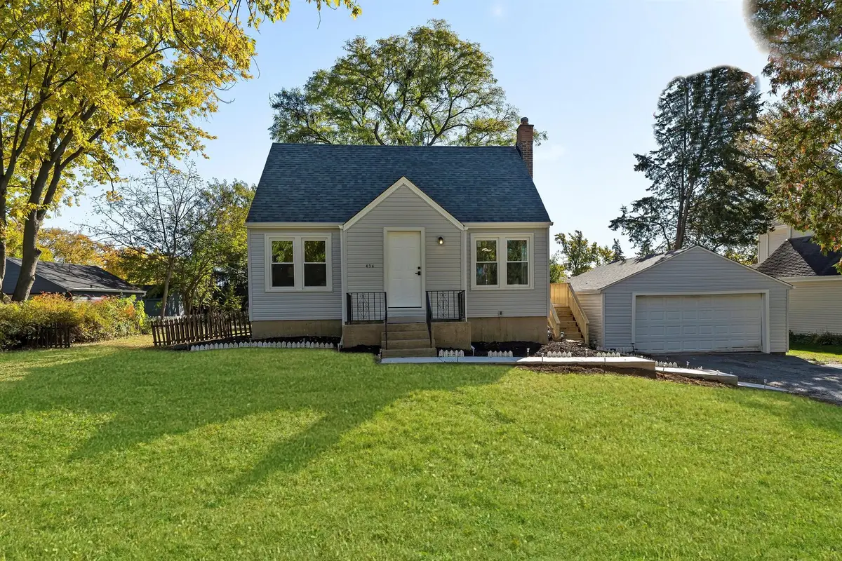 436 Circle Avenue, Willowbrook, IL 60527 - Image #1