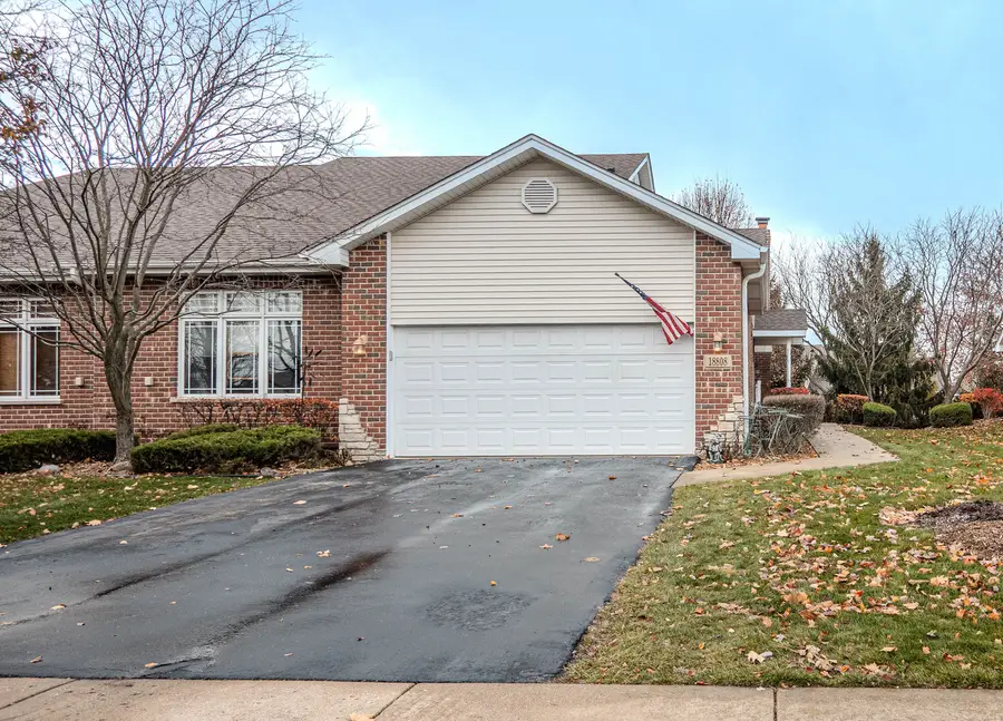 18808 Foxglove Lane, Mokena, IL 60448 - Image #2