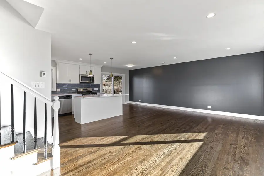 8409 Newland Avenue, Burbank, IL 60459 - Image #2