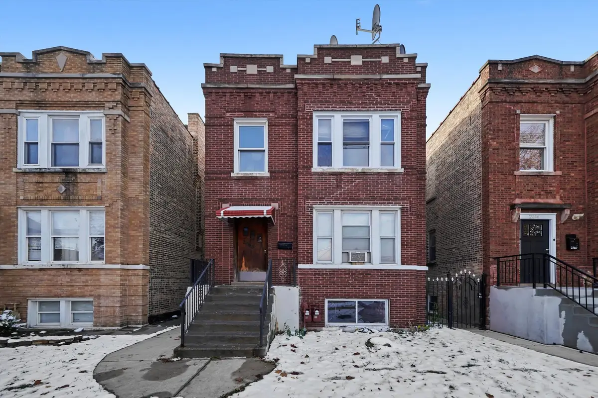 2244 N Leamington Avenue, Chicago, IL 60639 - Image #1