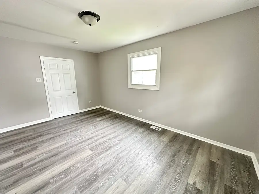 1581 Kenilworth Drive, Calumet City, IL 60409 - Image #2