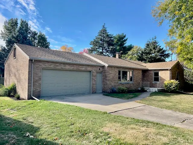 1011 Monroe Drive, Bloomington, IL 61701 - Image #1