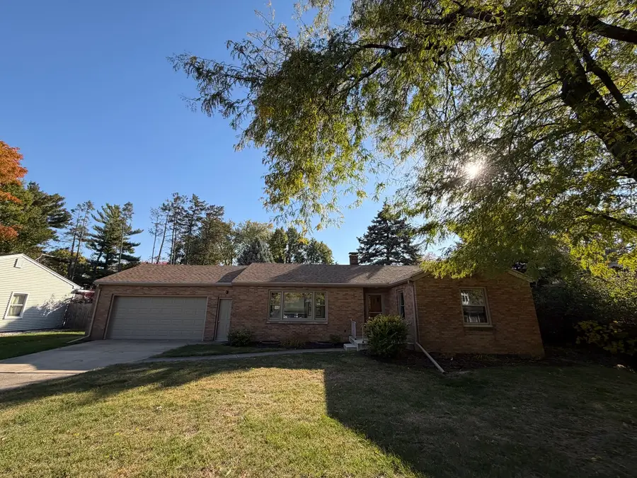 1011 Monroe Drive, Bloomington, IL 61701 - Image #2