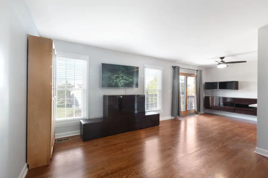 1049 Horizon Ridge, Lake In The Hills, IL 60156 - Image #3