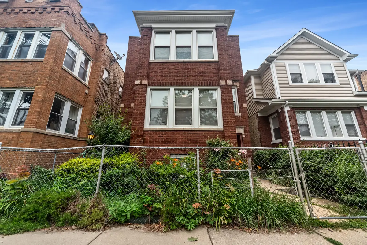5017 N Sawyer Avenue, Chicago, IL 60625 - Image #1