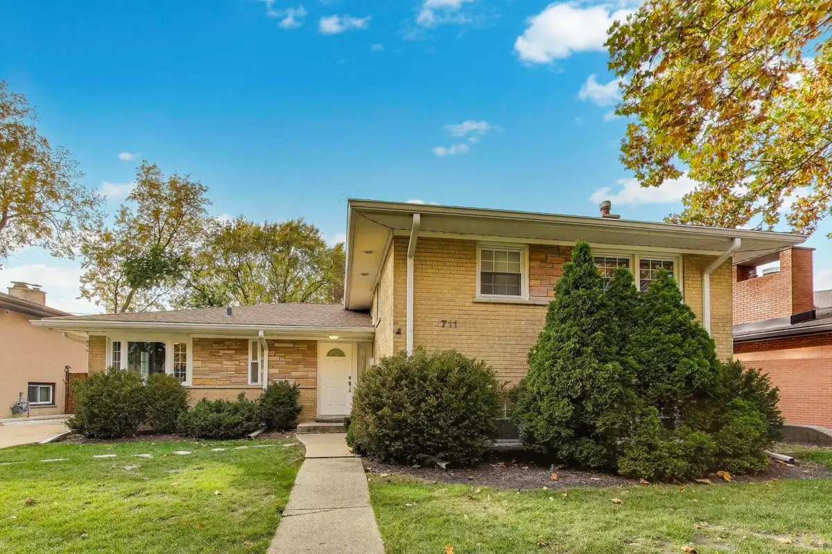 711 Lacrosse Avenue, Wilmette, IL 60091 - Image #1