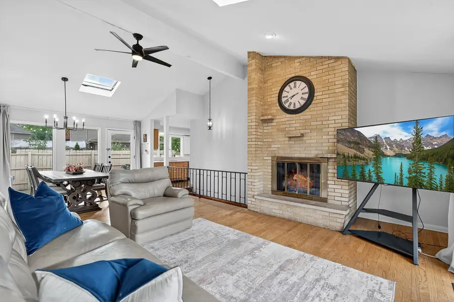 4 Mayflower Drive, Batavia, IL 60510 - Image #3