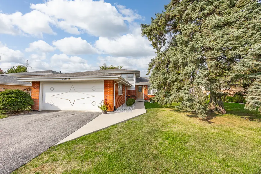 10624 S Michael Drive, Palos Hills, IL 60465 - #2