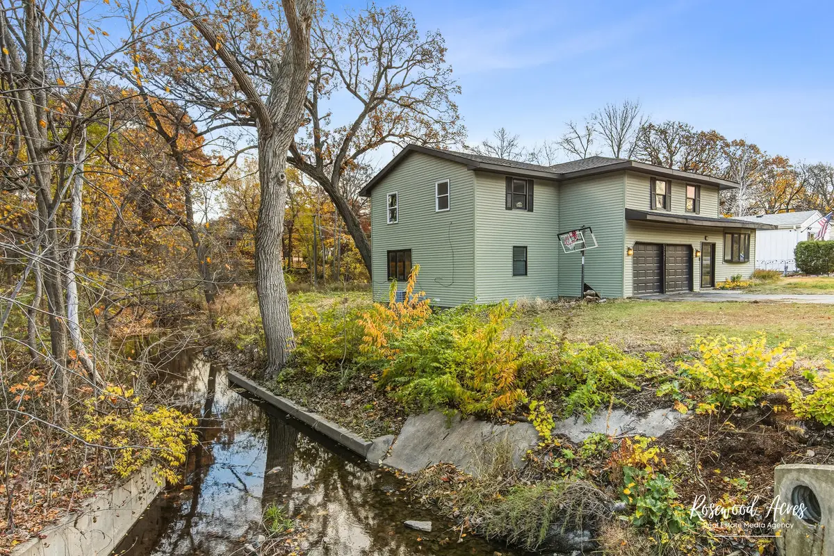 328 N Brookshore Drive, Shorewood, IL 60404 - Image #1