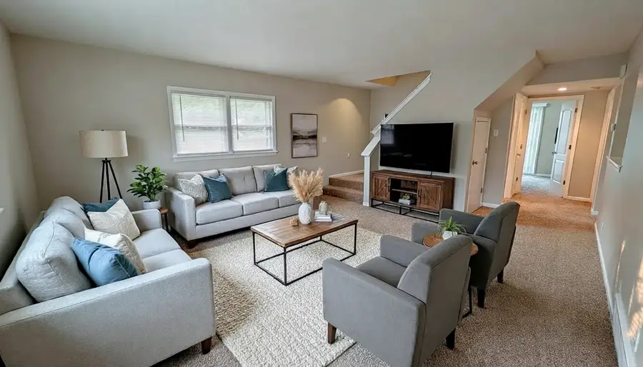 3125 W Whipple Drive, Merrionette Park, IL 60803 - Image #3