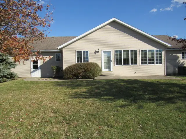 3 Delmar Drive, Clinton, IL 61727 - Image #2