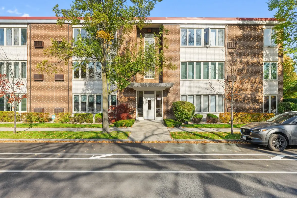 701 Busse Highway #1A, Park Ridge, IL 60068 - Image #1
