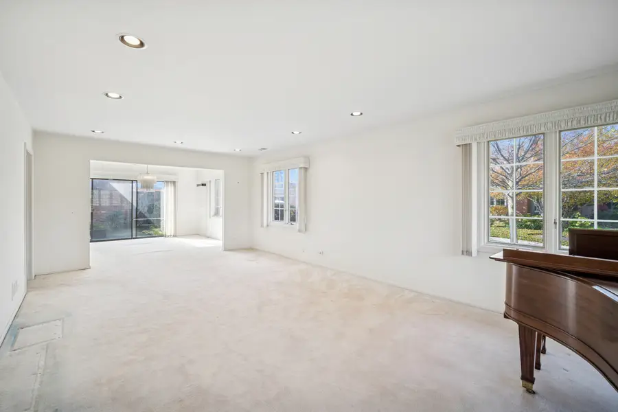Address Withheld By Seller, Highland Park, IL 60035 - Image #2