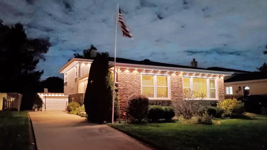 220 N Grace Street, Lombard, IL 60148 - Image #2