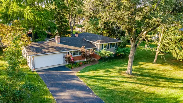 3S240 Burr Oak Drive, Glen Ellyn, IL 60137