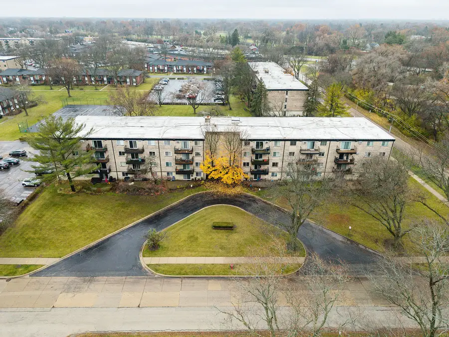 2315 E Olive Street #2B, Arlington Heights, IL 60004 - Image #2