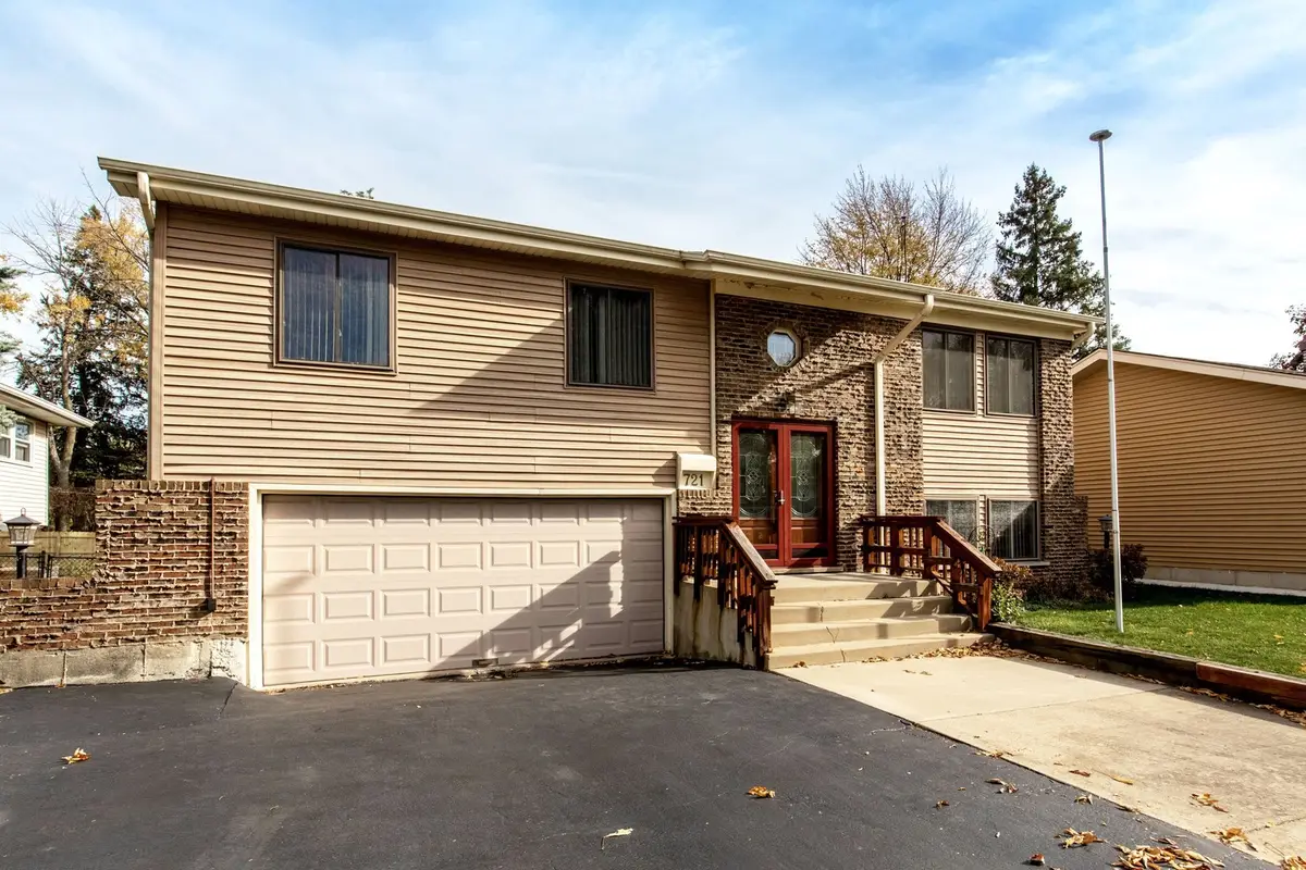 721 S Oak Street, West Chicago, IL 60185 - Image #1