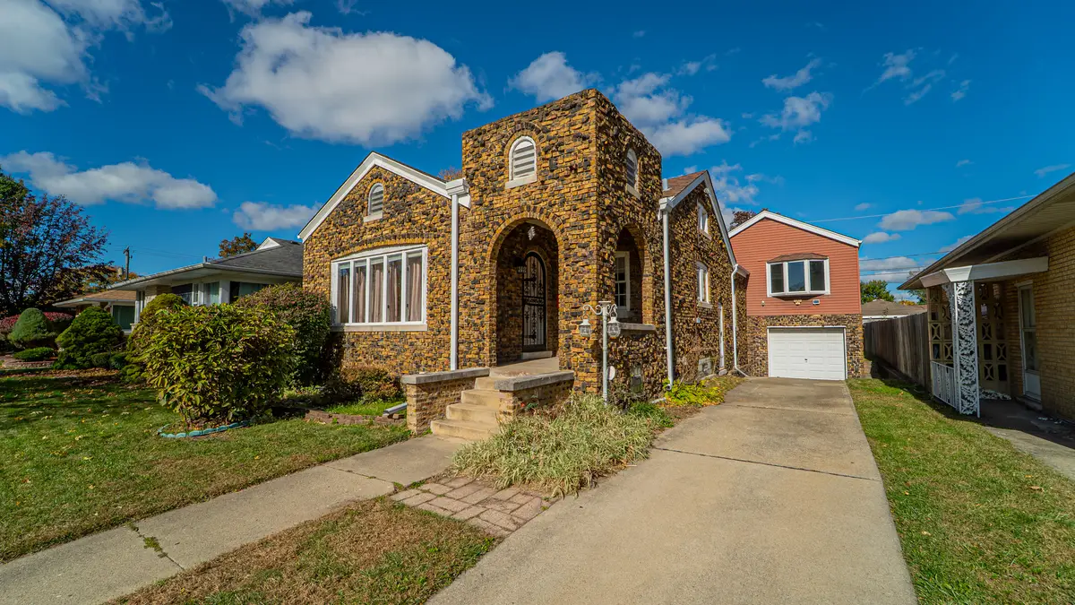 122 Elizabeth Street, Calumet City, IL 60409 - Image #1