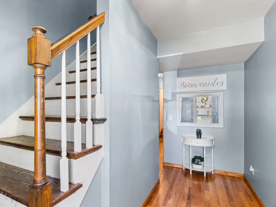 215 Fernwood Road, Montgomery, IL 60538 - Image #2