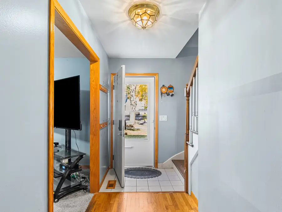 215 Fernwood Road, Montgomery, IL 60538 - Image #3