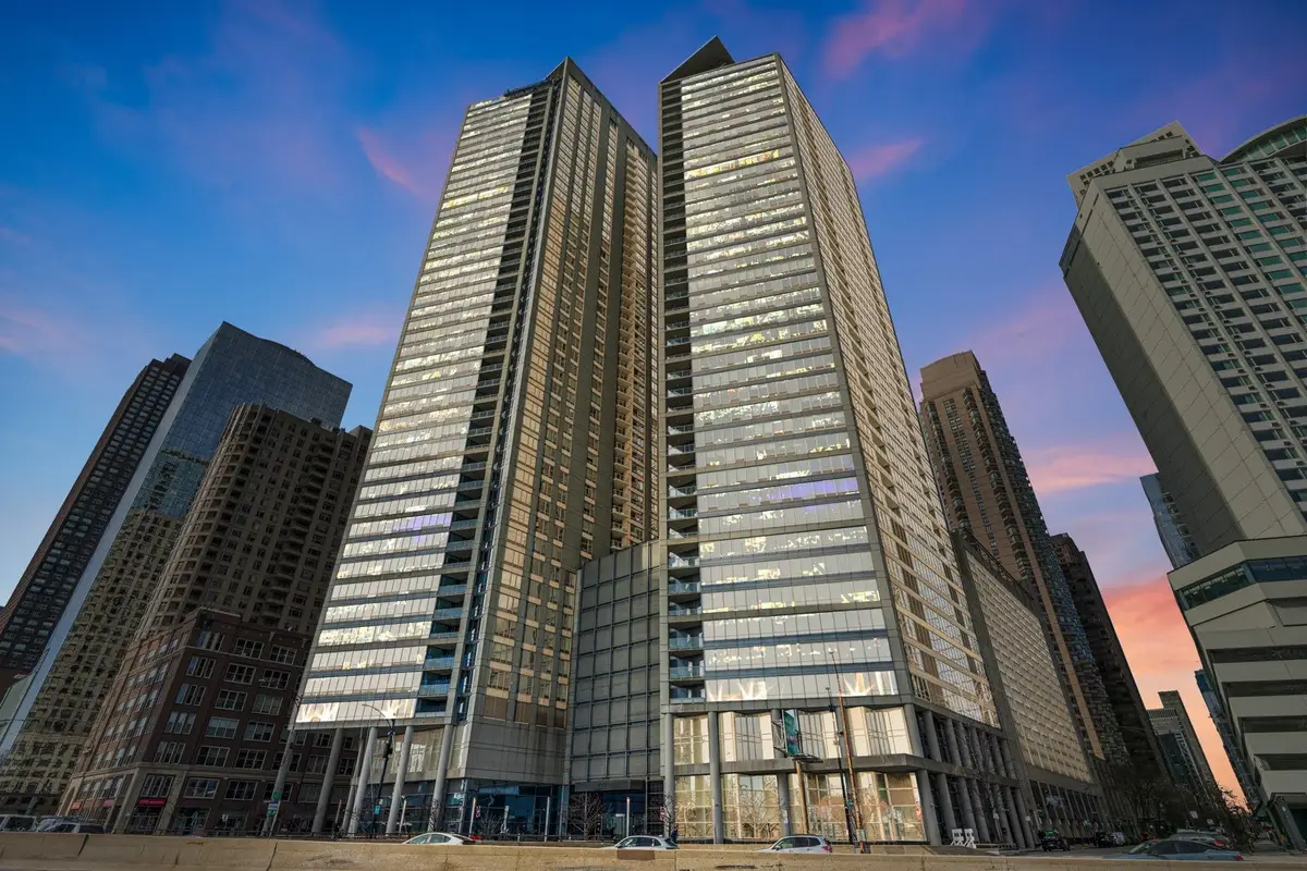 600 N Lake Shore Drive #2707, Chicago, IL 60611 - Image #1