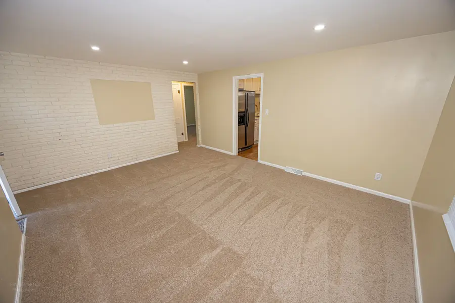 1611 W Glenwood Avenue, Joliet, IL 60435 - Image #3