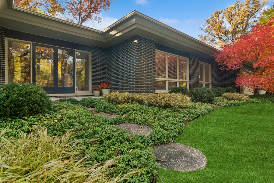 200 Edgewood Lane, Palatine, IL 60067 - Image #3