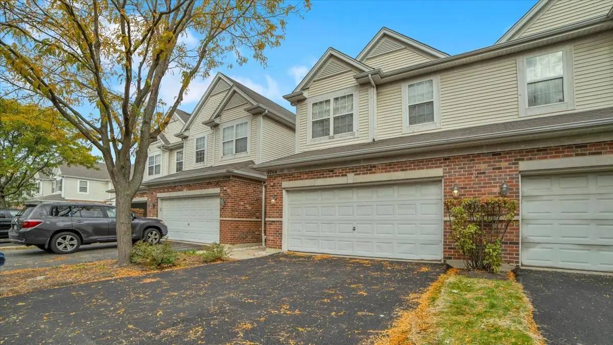 1706 Buckingham Drive, Des Plaines, IL 60018 - Image #1