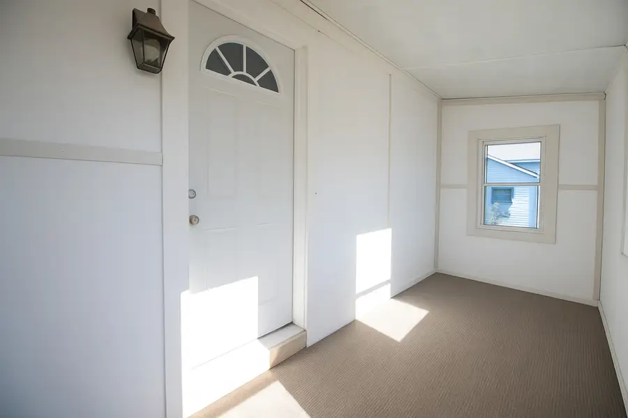 410 W 5th Street, Sterling, IL 61081 - Image #2