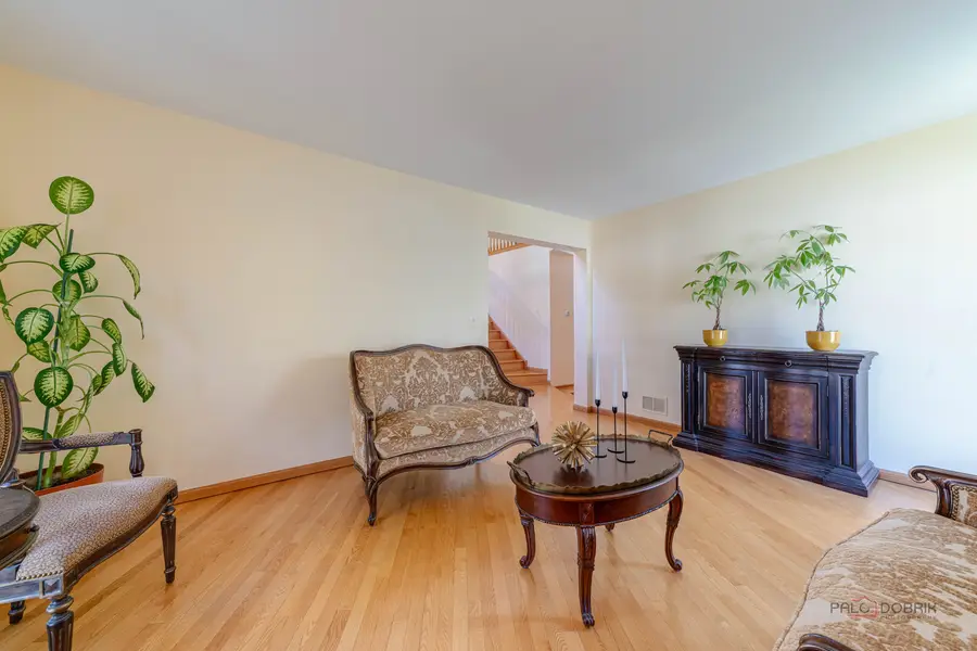 126 S Fiore Parkway, Vernon Hills, IL 60061 - Image #3