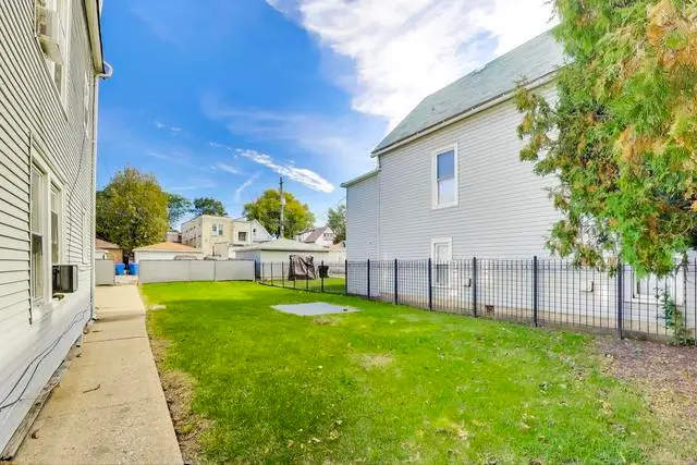 Address Withheld By Seller, Chicago, IL 60625 - Image #1