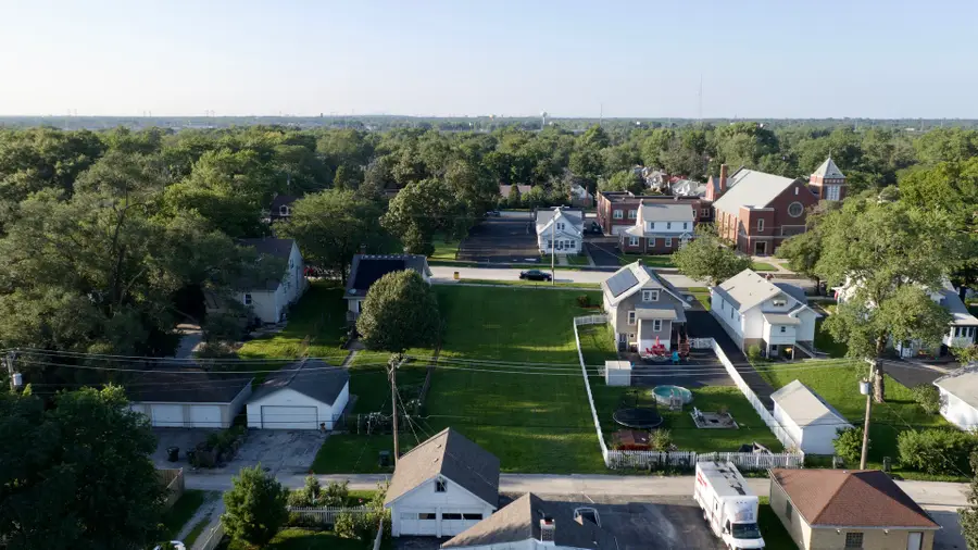 2715 Indiana Avenue, Lansing, IL 60438 - Image #2