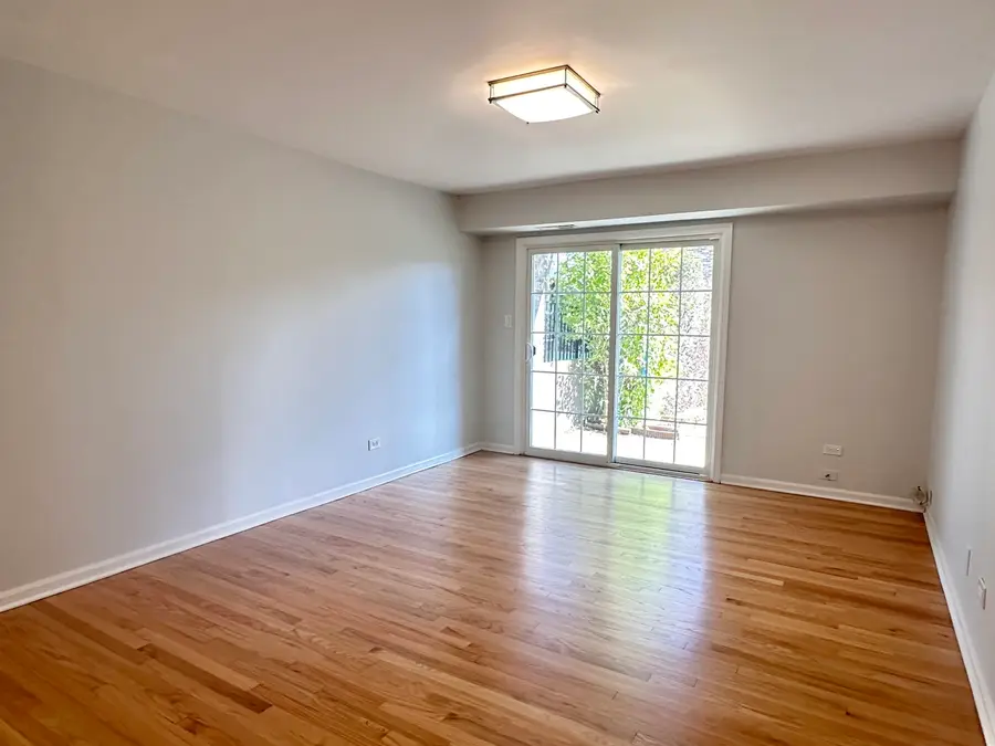 1603 N Windsor Drive #102, Arlington Heights, IL 60004 - Image #3