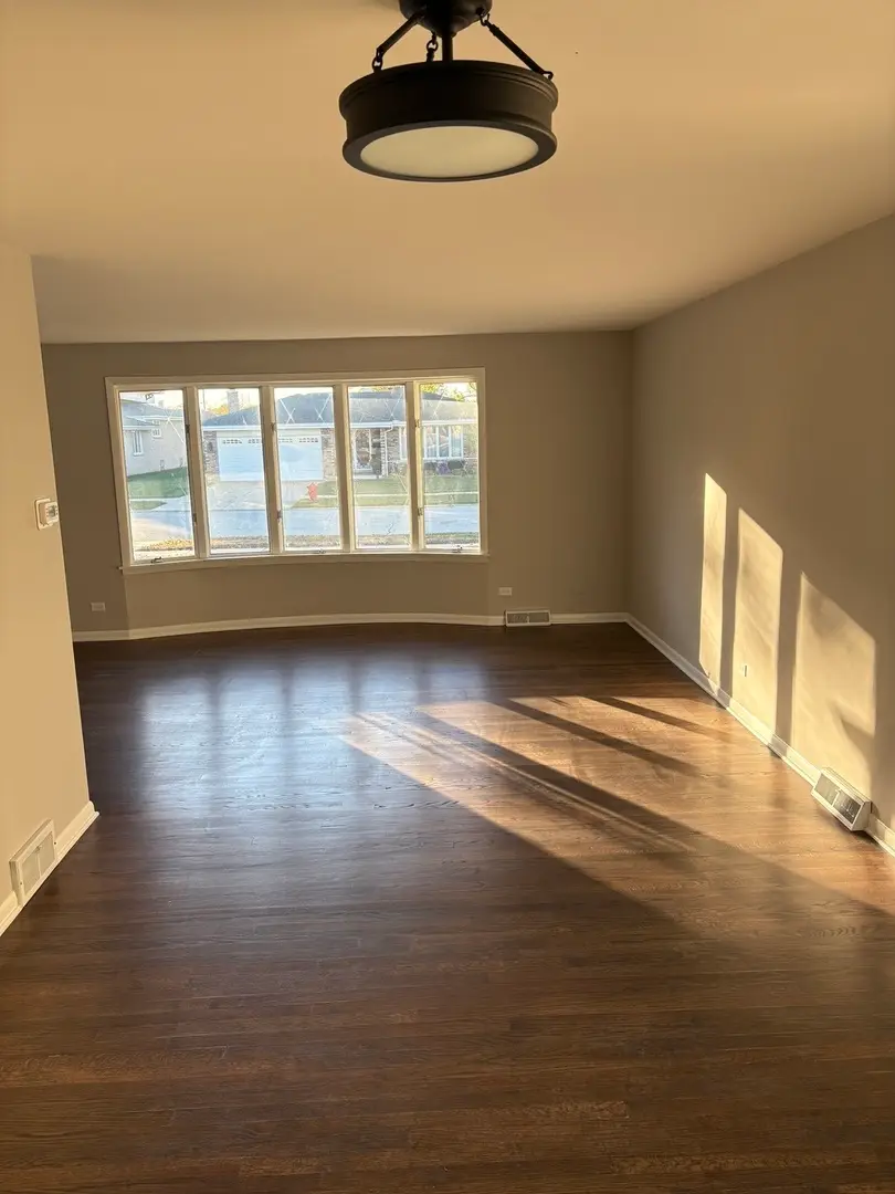 17249 School Street, South Holland, IL 60473 - Image #2