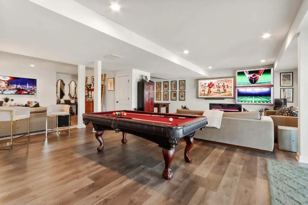 565 N Boulder Ridge Drive, Lake Geneva, WI 53147 - Image #1