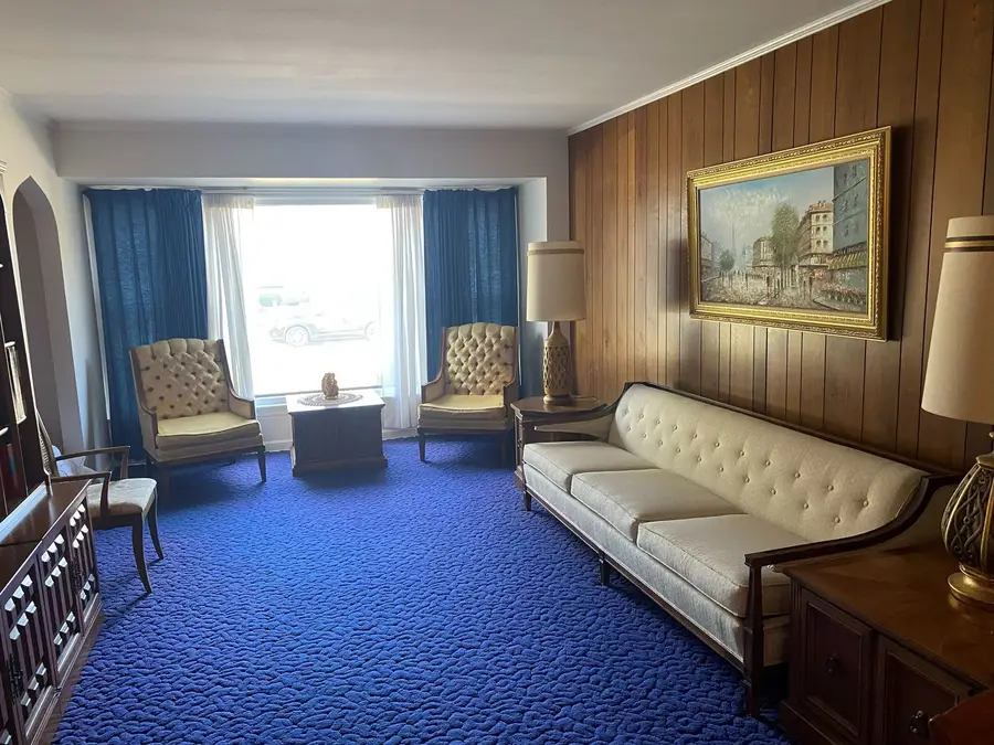 Address Withheld By Seller, Chicago, IL 60655 - Image #2